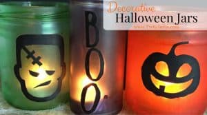 These decorative Halloween jars a fun Halloween craft to do with your kids. From pumpkins, to Frankenstein, to words there are so many options for this fun Halloween decoration!