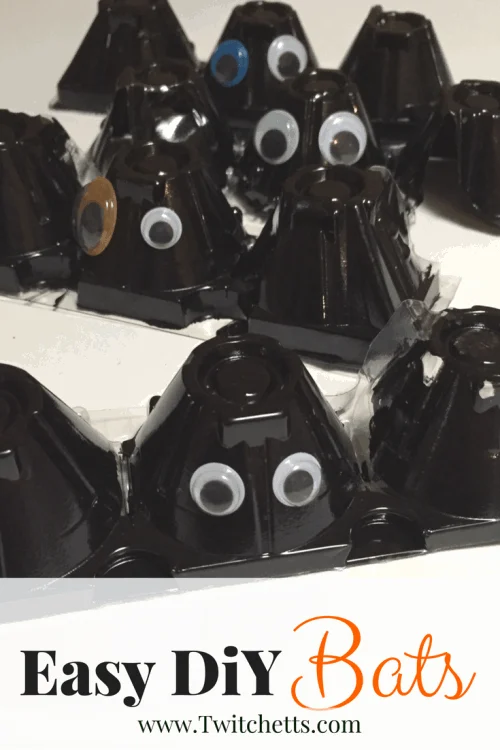 These egg carton bats are an adorable way for your little ones to create a Halloween craft. We used clear egg cartons to create a fun spin on a classic craft idea. #bats #eggcartonbats #halloween #craftsforkids #cleareggcarton #twitchetts