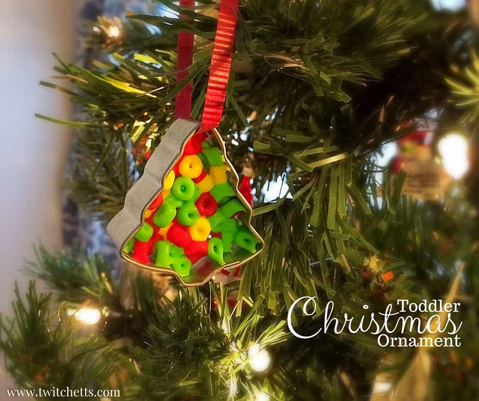 Toddler Christmas Ornament. A fun gift for your child to craft and give at Christmas.