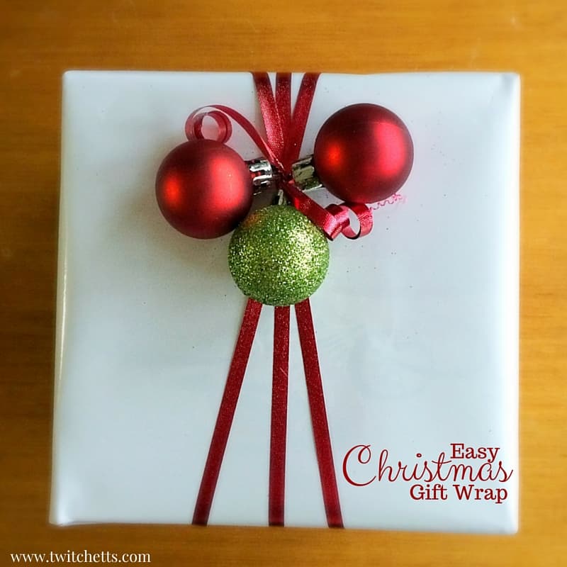 Easy Christmas Gift Wrap. Simple wrapping paper idea that is inexpensive..