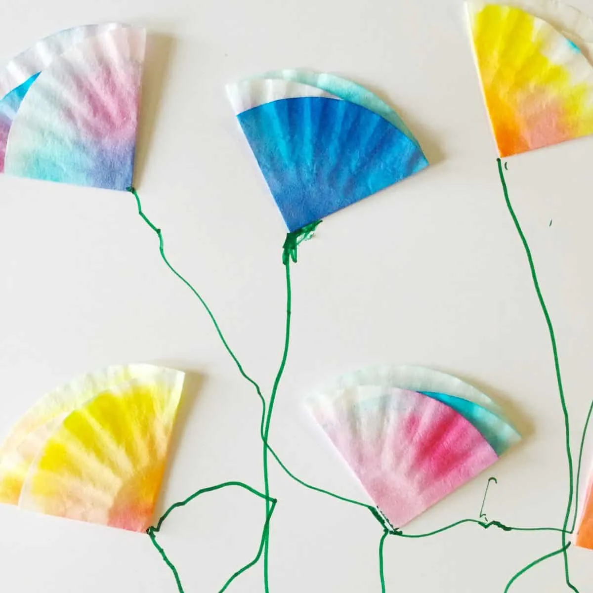 13 Colorful Flower Crafts For Preschoolers