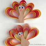 How to make an easy 3D construction paper turkey craft - Twitchetts