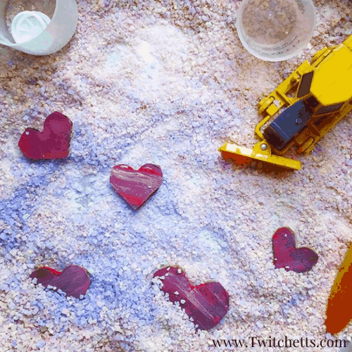 Check out all 6 of these easy Valentine's Day Activities for kids. From Valentine's Day crafts to fine motor activities you will find something for your little one to do for the holiday.