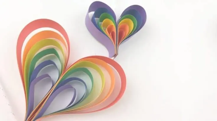 20 Construction Paper Valentine Crafts For Kids - Twitchetts