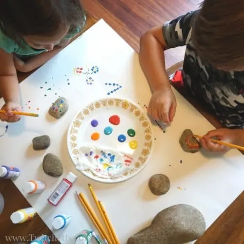 Creative dot painting technique perfect for kids and beginners