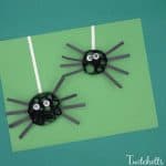 How to make adorable quilled construction paper spiders - Twitchetts