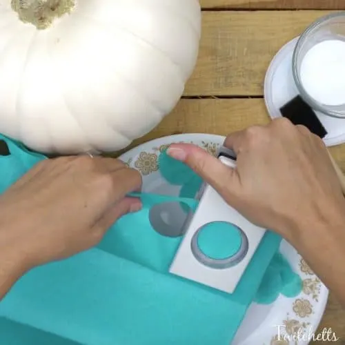How to easily decorate a pumpkin with tissue paper - Twitchetts