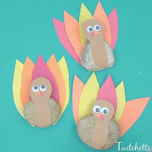 A turkey rock craft that is a cute and easy craft for kids.  This fun Thanksgiving craft combines rock decorating with construction paper to create an adorable turkey.