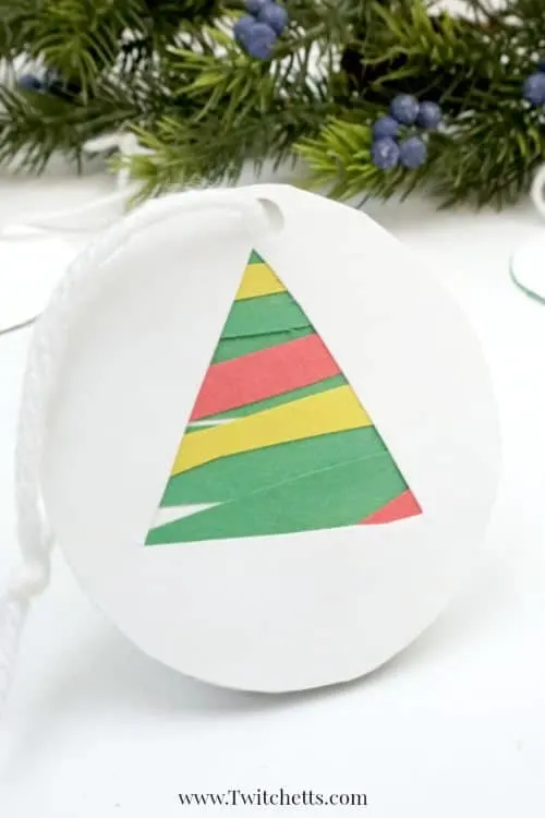 How to make an easy construction paper Christmas tree ornament