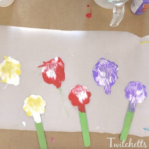 These press painted flowers are an amazing creative painting idea that will create a beautiful, one of a kind, art projects that your child will be proud of.