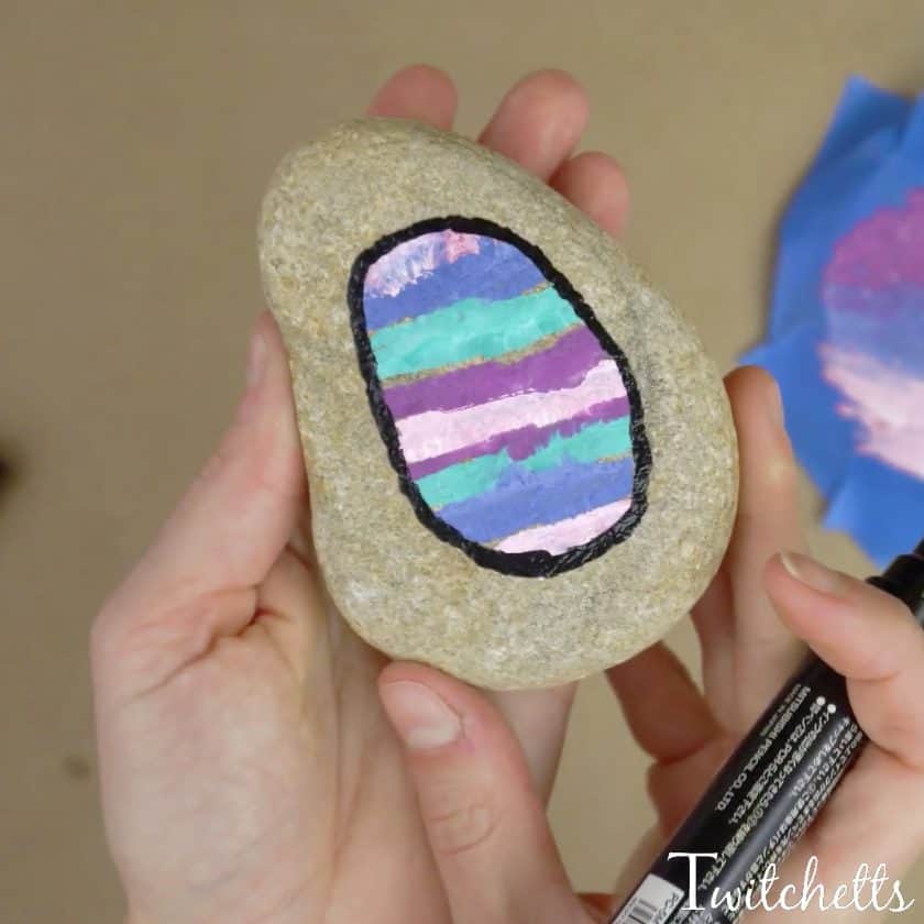 How to make easy Easter rocks for kids - Twitchetts