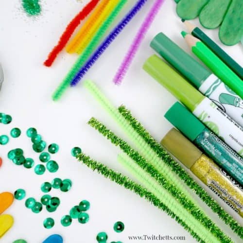 St Patrick's Day Arts and crafts. from shamrocks to four leaf clovers and the rainbows in between. There is something for everyone in this collection of St Patty's day collection of crafts for kids and art projects.
