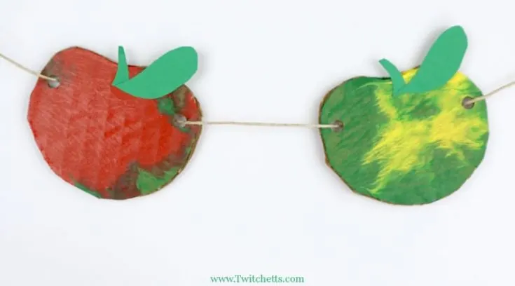 How to make an easy Pipe Cleaner Sun Craft for Preschoolers - Twitchetts