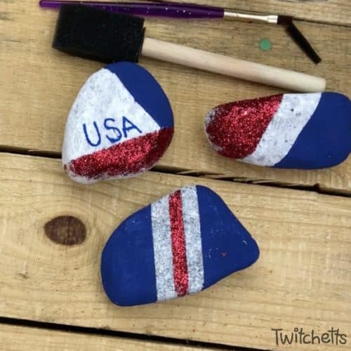 Create these amazing patriotic rocks that sparkle and shine with pride. This rock painting idea for kids is perfect for hiding around town and showing off those red, white, and blues.