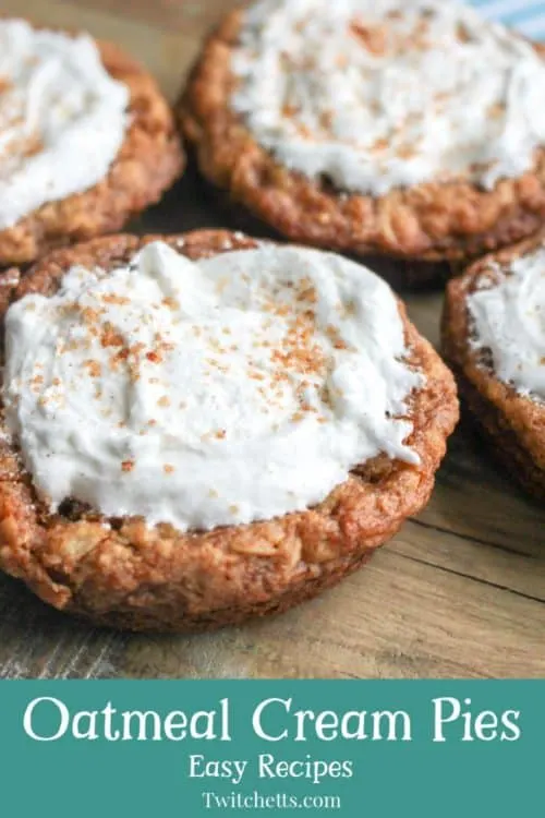 These oatmeal cream pies are a delicious oatmeal cookie that kids will love! #twitchetts