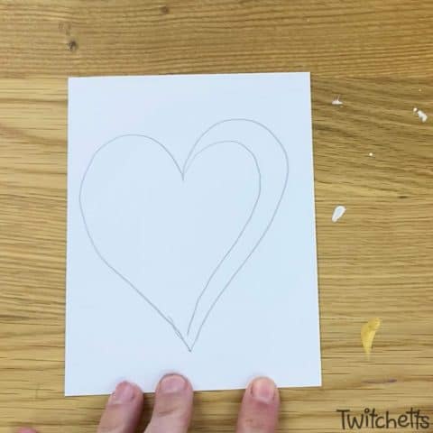 How to create heart art with bubble wrap - Twitchetts