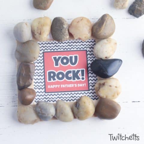 How to make a Father's Day Rock Frame - Twitchetts