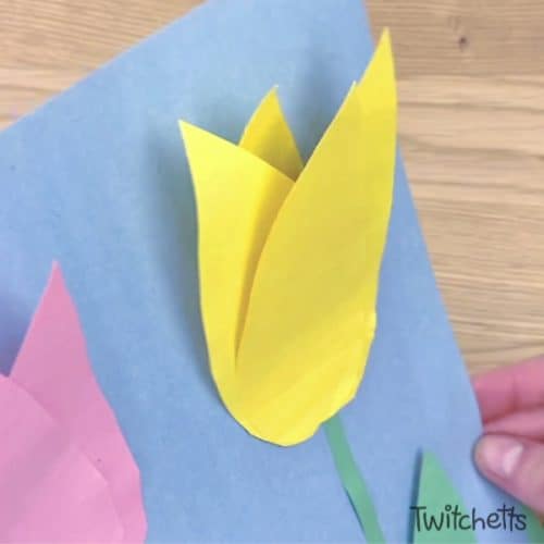 How to make easy construction paper tulips Twitchetts