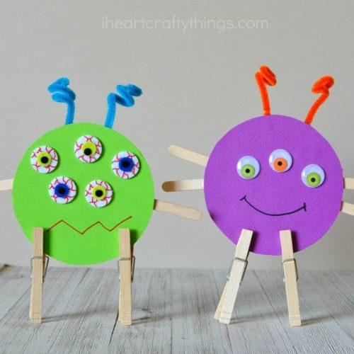 19 Easy Monster Crafts for Preschoolers Super cute and not scary!