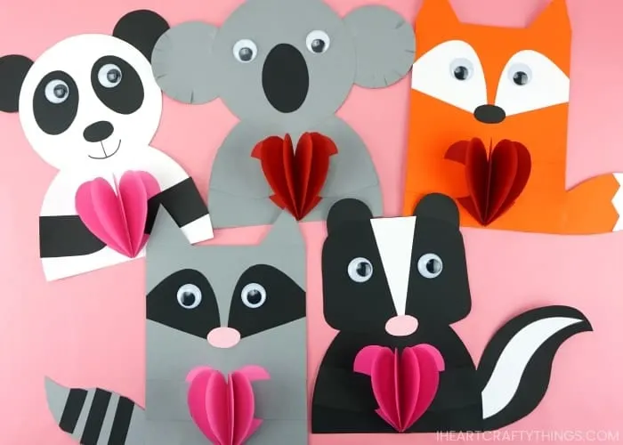 20 Construction Paper Valentine Crafts For Kids - Twitchetts