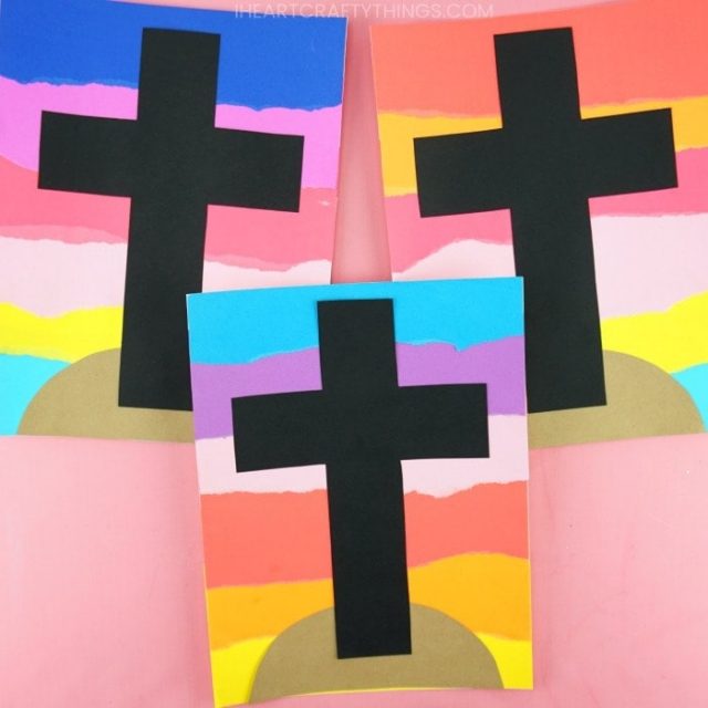 37 easy Construction Paper Easter crafts for kids Twitchetts