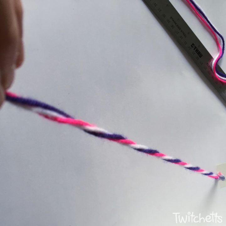 How to make a twisted friendship bracelet in 2 minutes Twitchetts