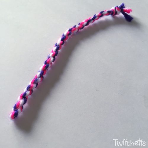 How to make a twisted friendship bracelet in 2 minutes Twitchetts