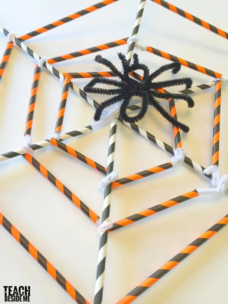 Bat-tastic Bifocals using Pipe Cleaners - Halloween Craft for Kids