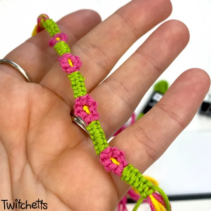Bracelet set Green handmade bracelets Flower bracelets Daisy style  jewellery DIY jewelry Handmade jewelry Bracelets