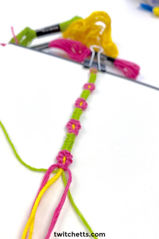 How to make Friendship Bracelets 5 string bracelet tutorials
