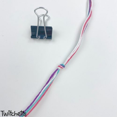 How to make a candy stripe friendship bracelet Twitchetts