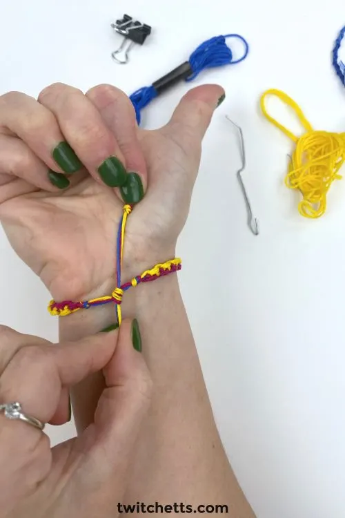 How to make adjustable bracelet😜 #adjustablebracelet