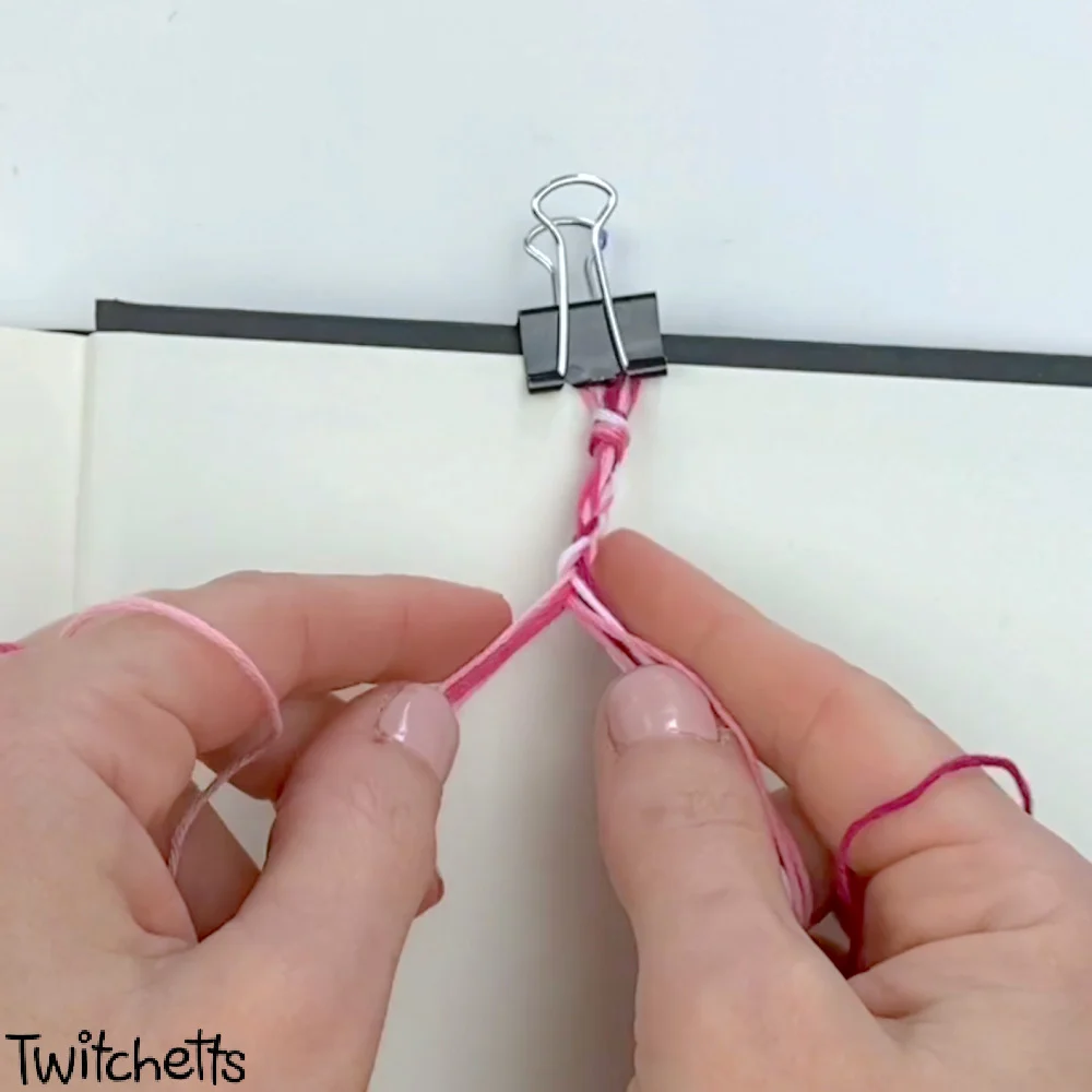 How to make a 3D Chevron Friendship Bracelet: Video & Step-by-step  Instructions