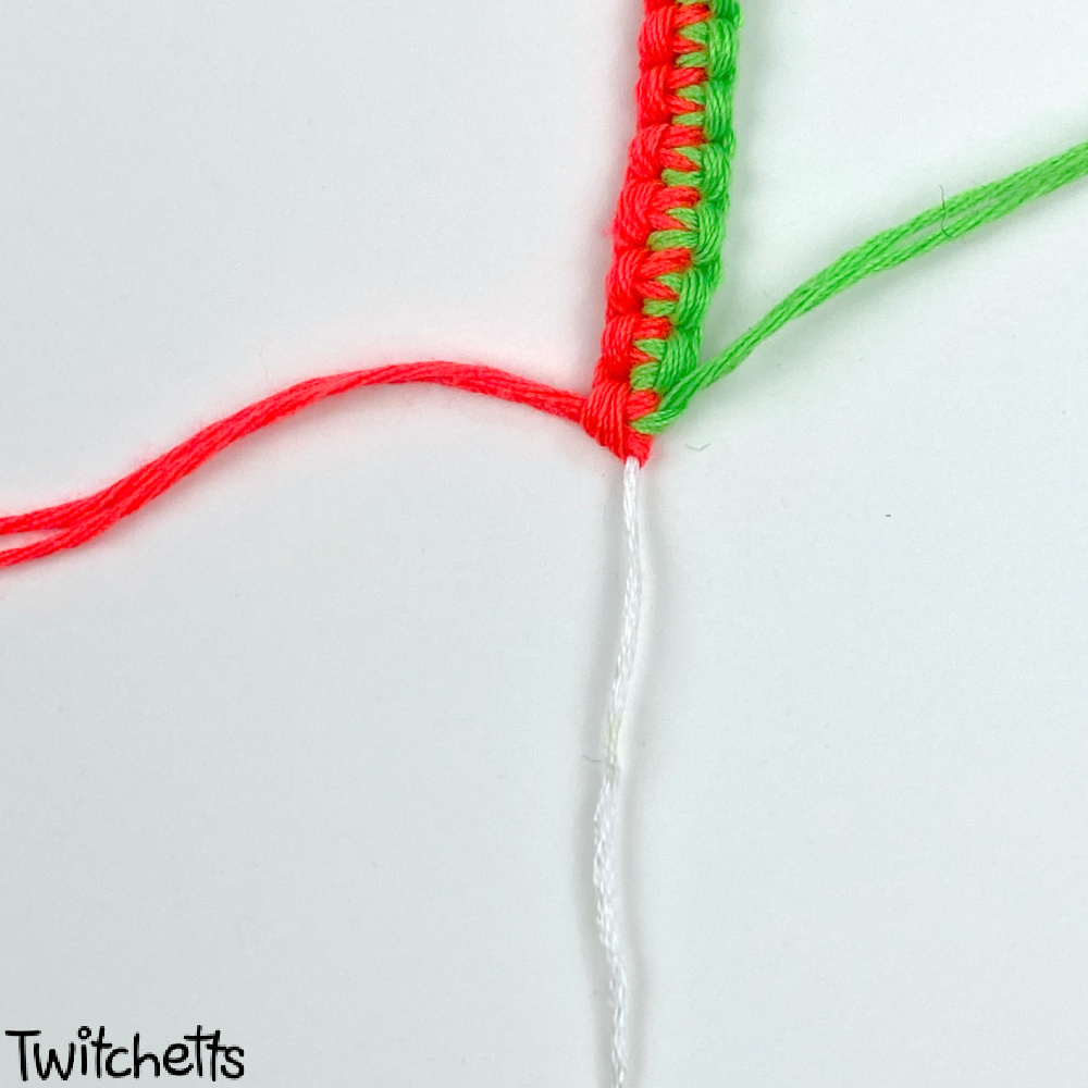 How to make a Zipper Friendship Bracelet using 2 basic knots.