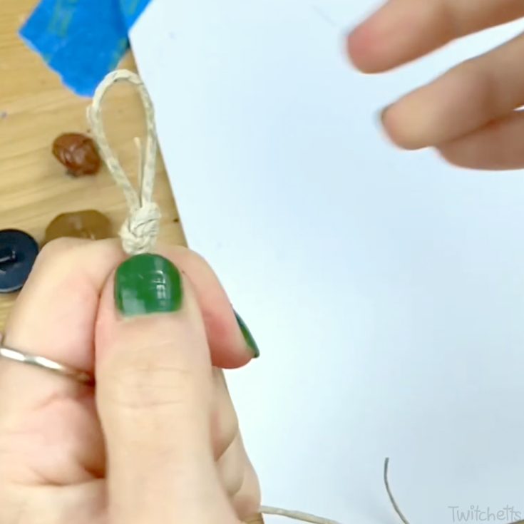 How to make a Square Knot Bracelet with Hemp Twitchetts